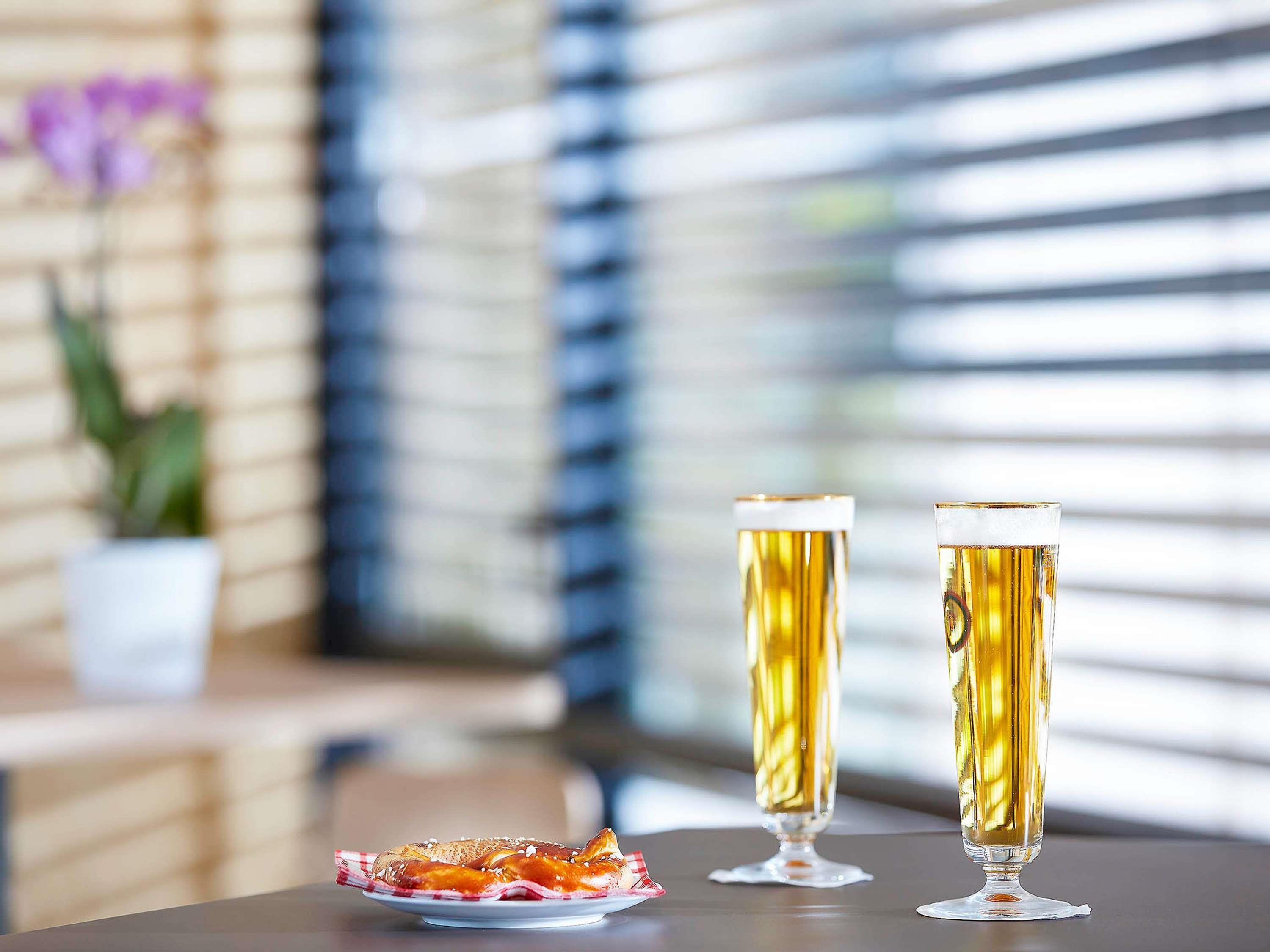 Bar (in der Unterkunft)