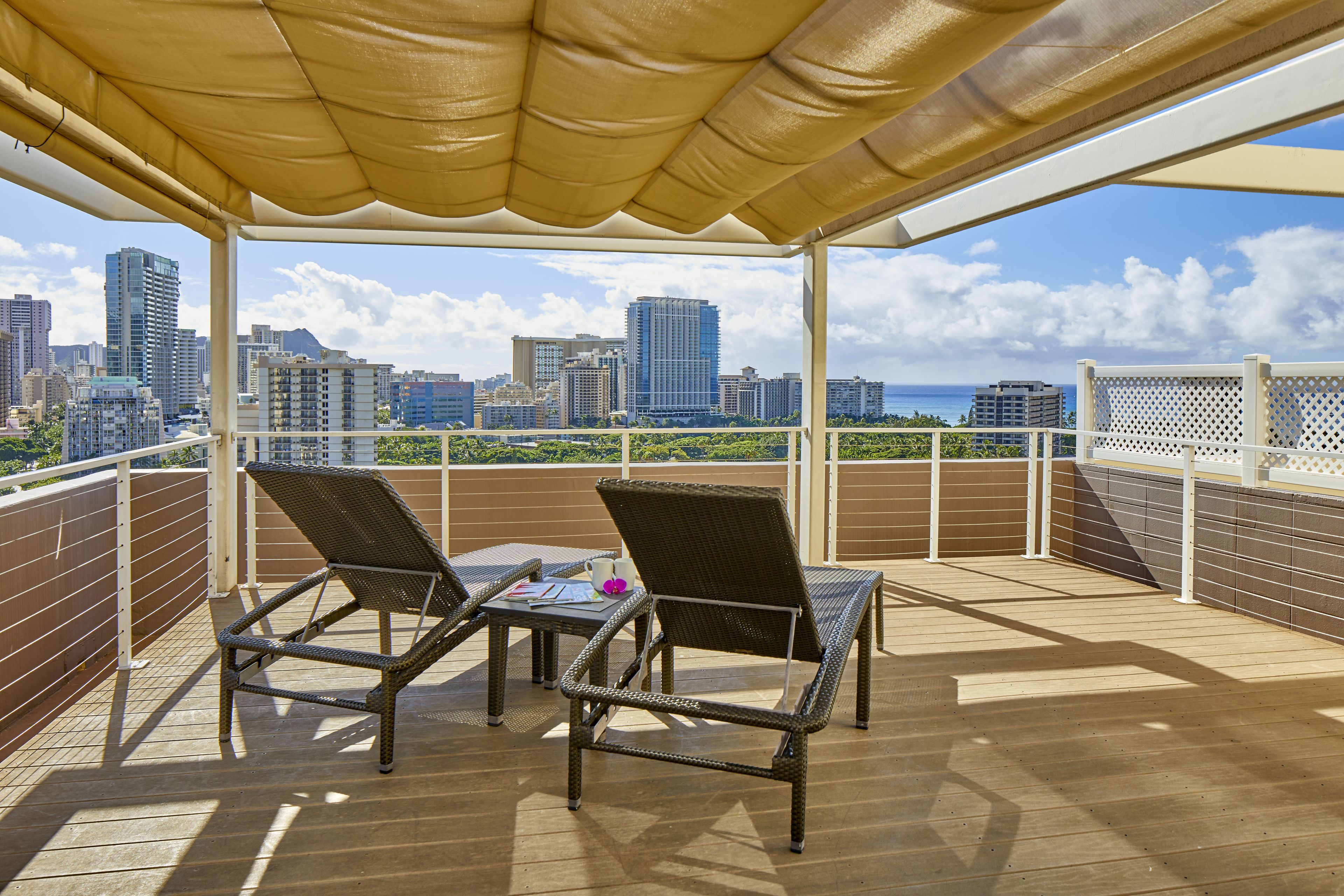 Suite, 1 King Bed with Sofa bed (Manoa Suite, Deck, Park Ocean View) | Terrace/patio
