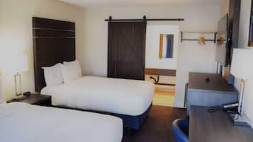 Escritorio, cunas, wifi gratis y ropa de cama