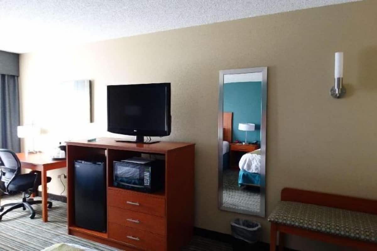 Premium bedding, pillowtop beds, desk, blackout drapes