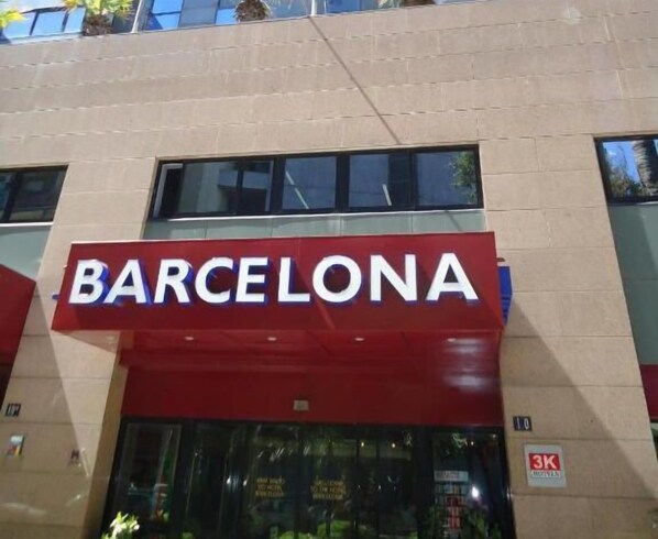 Front of property - Hotel 3K Barcelona (Lisbon)