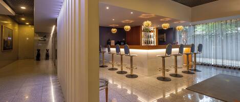 Bar (en la propiedad)