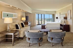 Club Suite, 1 Double Bed, City View (View) - The Westin Kansas City at Crown Center (Kansas City)