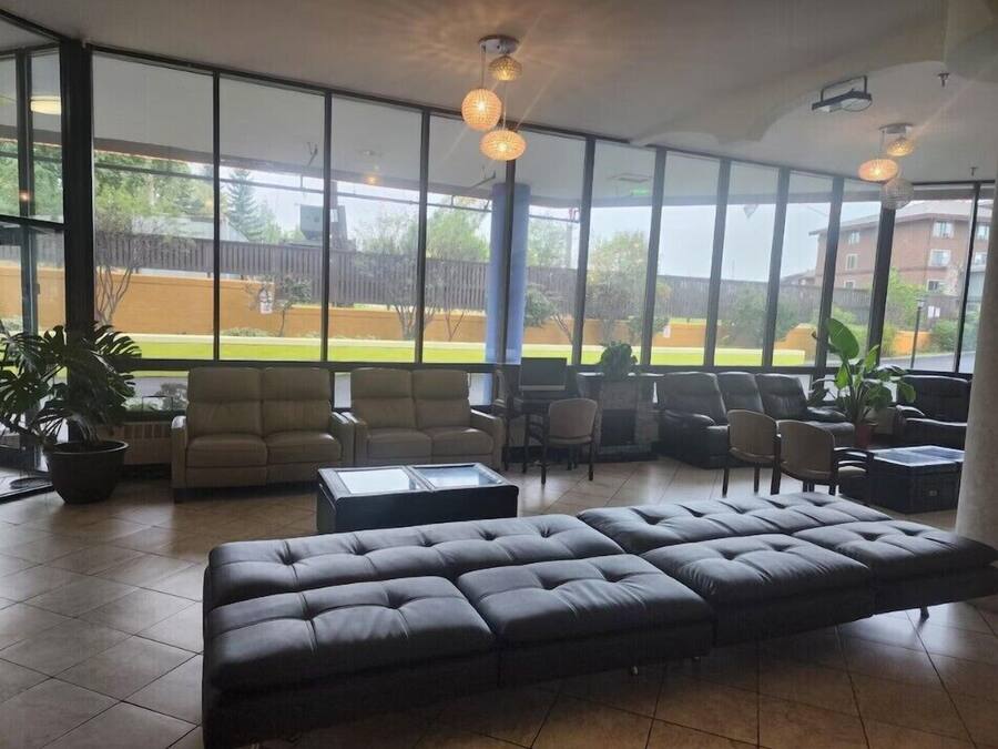 Sala de estar en el lobby