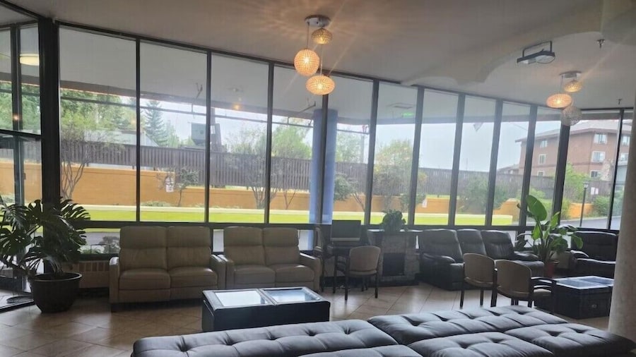 Alex Hotel & Suites Anchorage Airport