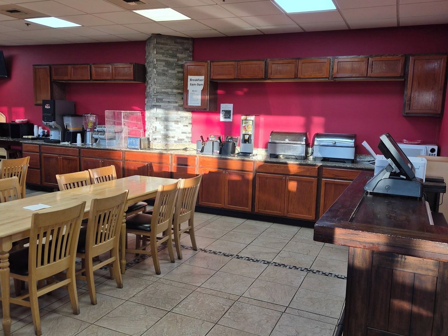 Café da manhã continental grátis todos os dias