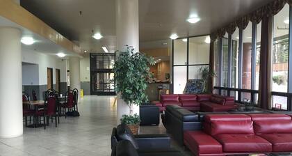 Alex Hotel & Suites Anchorage Airport