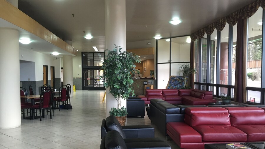 Alex Hotel & Suites Anchorage Airport