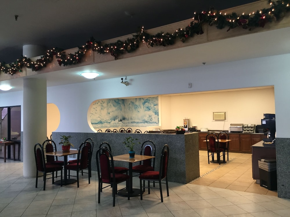 Alex Hotel & Suites Anchorage Airport by null