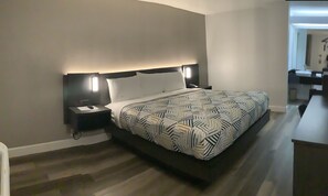 Free WiFi, bed sheets - Motel 6 Memphis, TN - East (Memphis)