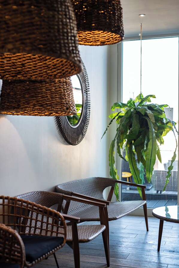 Sala de estar en el lobby