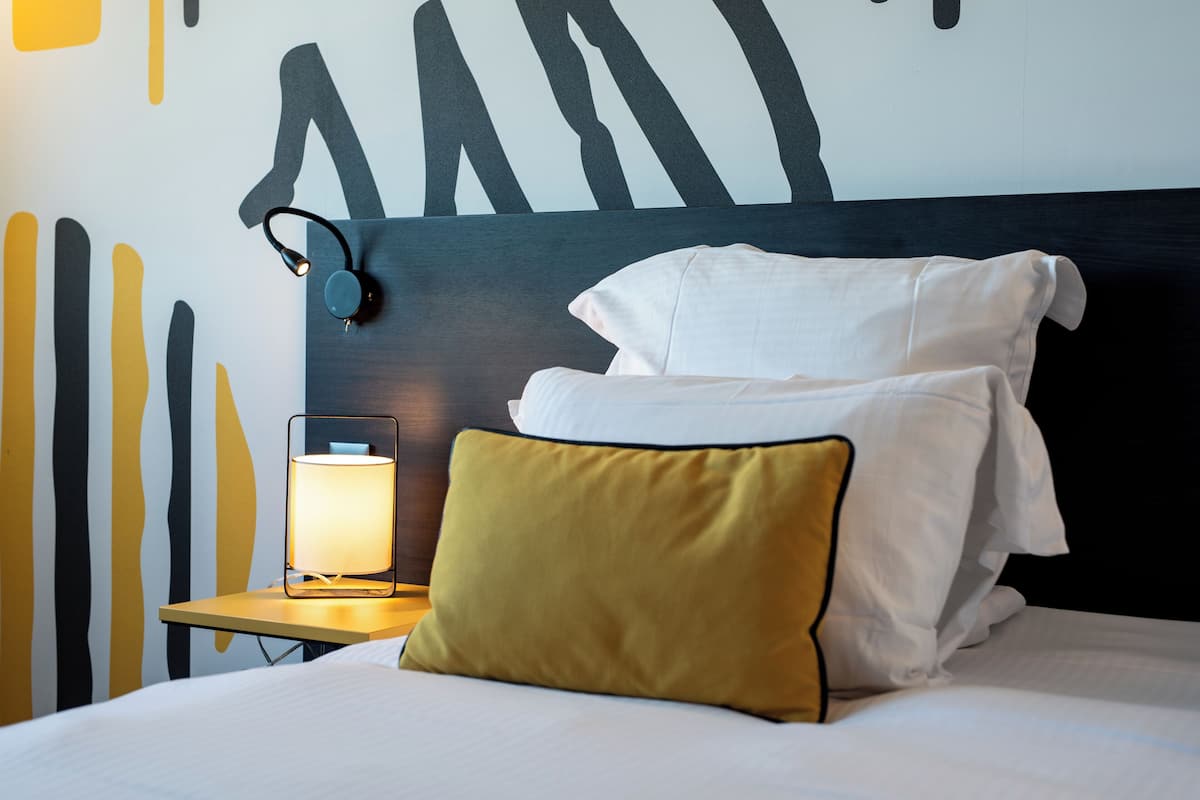 Suite, 1 Queen Bed with Sofa bed