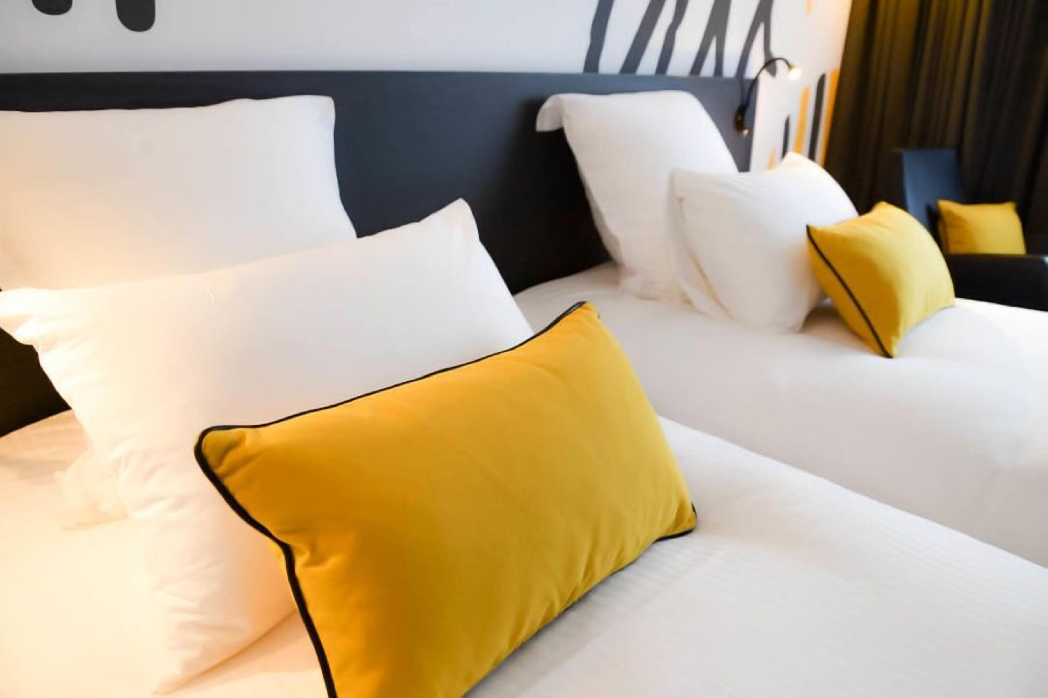 Superior Room, 2 Twin Beds | Premium bedding, in-room safe, desk, blackout drapes