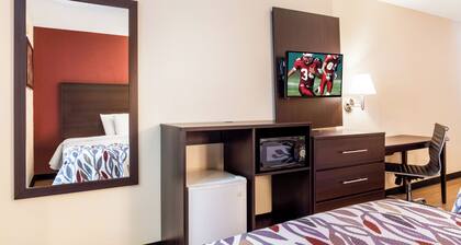 Red Roof Inn Acworth - Emerson/ LakePoint South