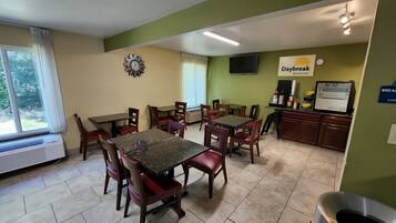 Free daily on-the-go breakfast