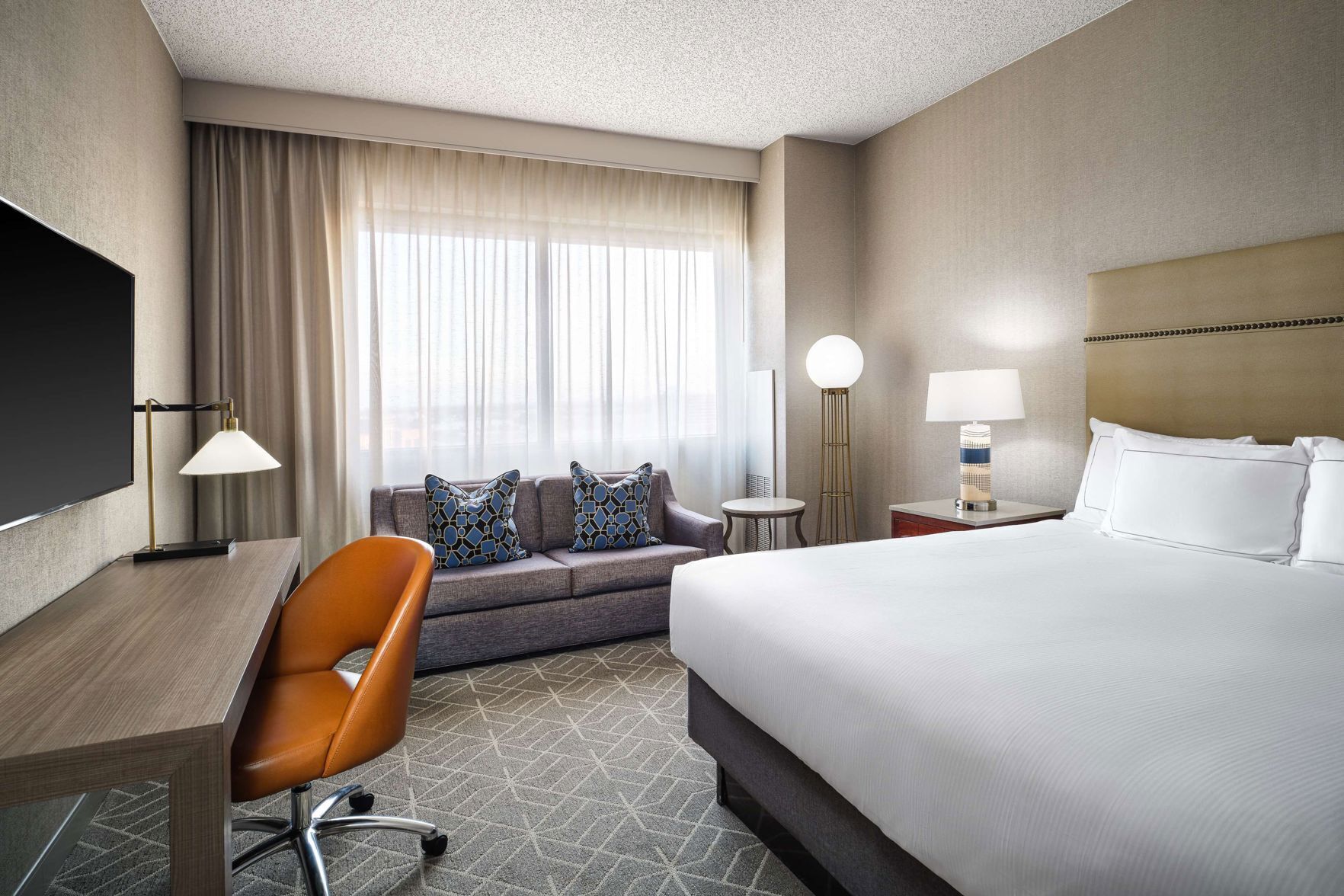 Premium bedding, pillowtop beds, in-room safe, desk