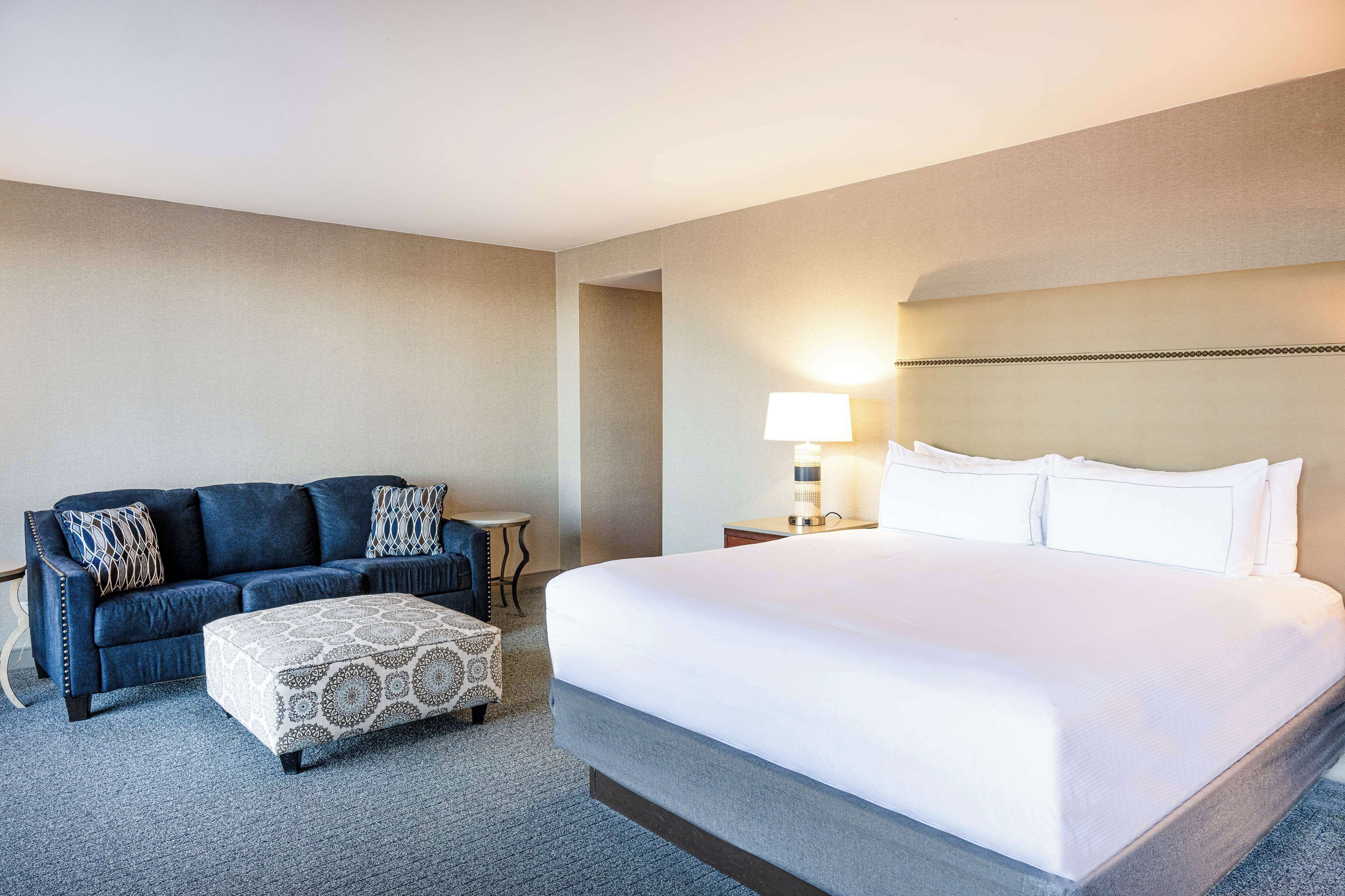 Studio Suite, 1 King Bed | Living area | LED TV, pay movies