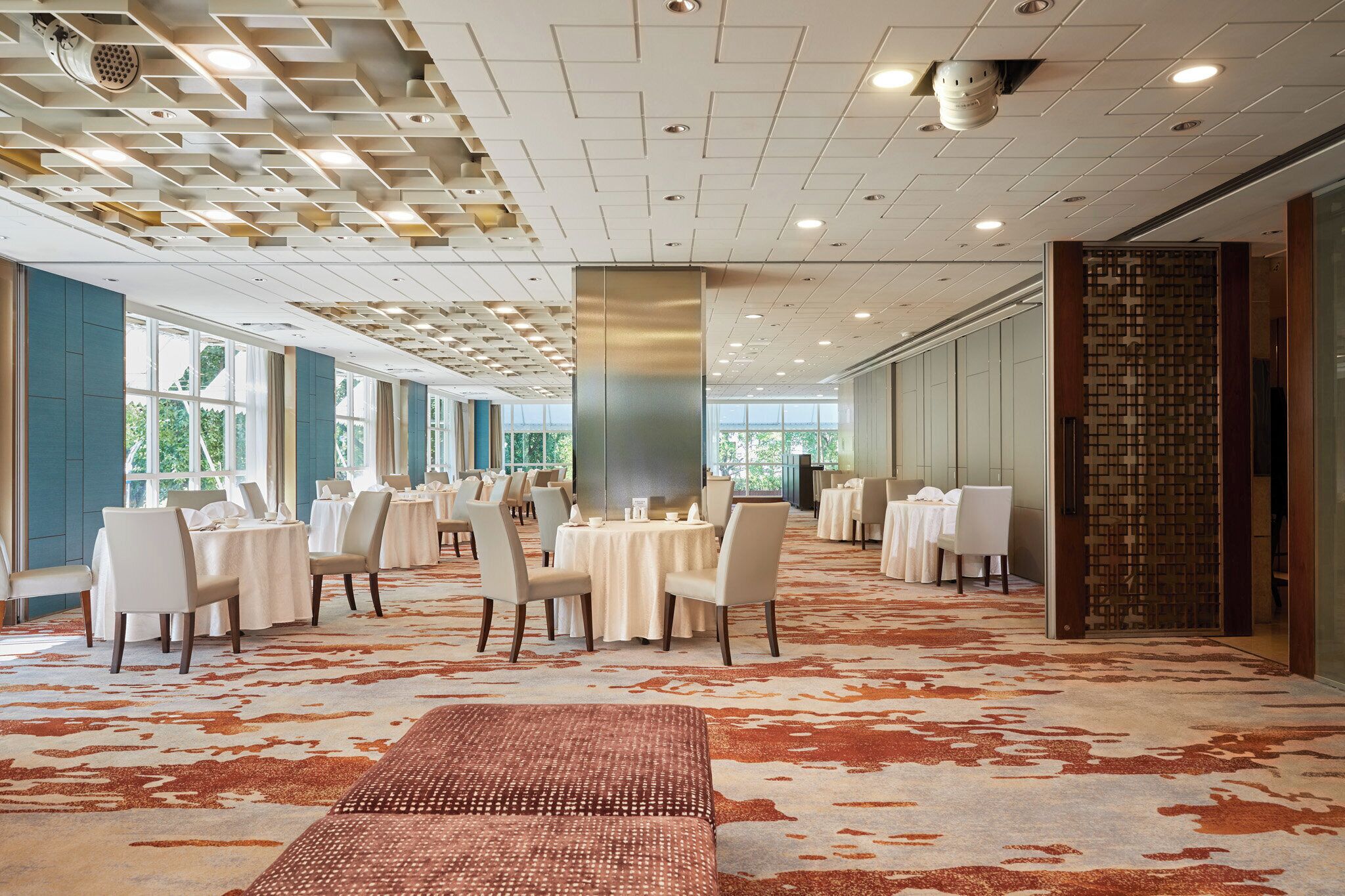 3 restaurants, lunch, dinner served; japanese cuisine