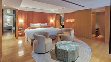 Premium bedding, minibar, in-room safe, desk