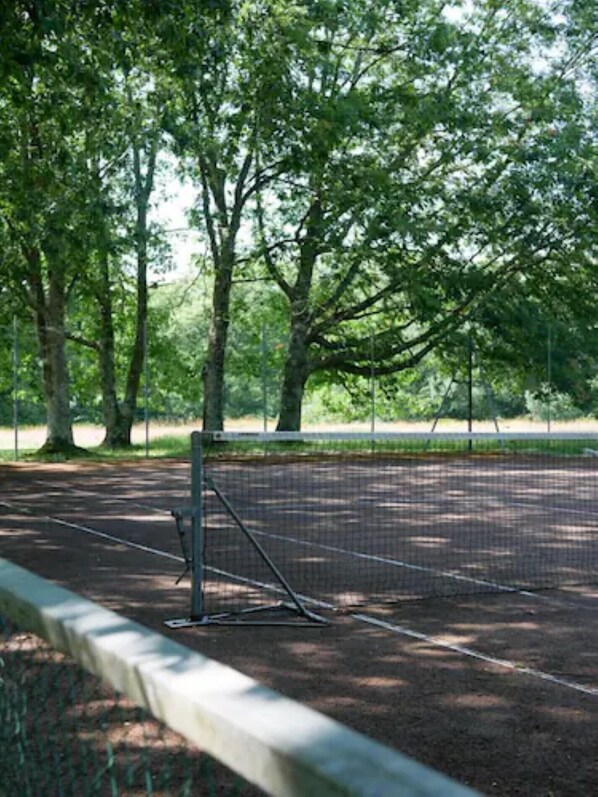 Tennis court
