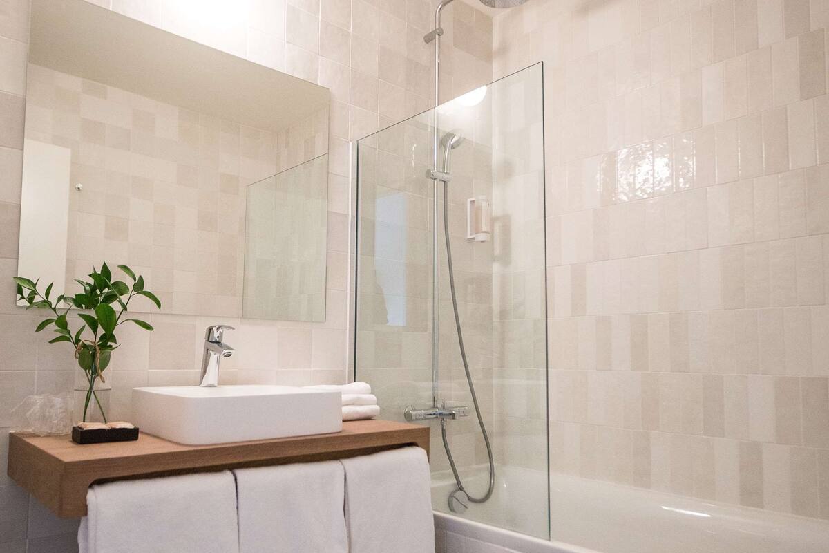 family room, multiple beds, non smoking, bathtub (third bed is single bed) | premium bedding, in-room safe, desk, iron/ironing board