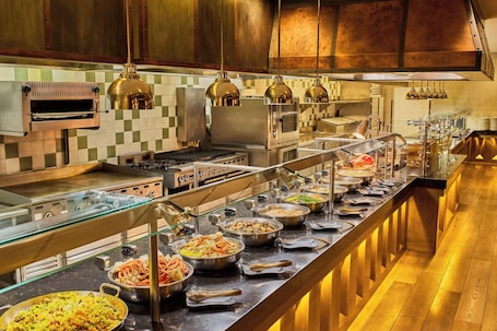 Buffet. Little America Hotel