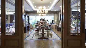 Gift shop