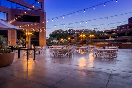 Scottsdale Marriott Old Town - Image 4