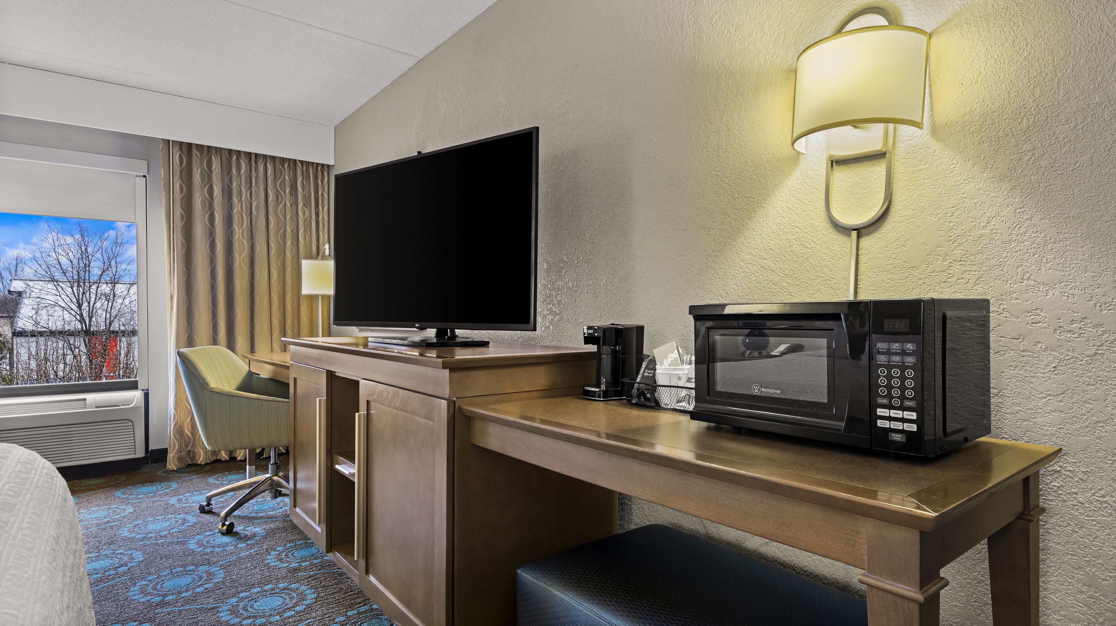 room, 1 king bed with sofa bed, non smoking (study) | premium bedding, in-room safe, desk, laptop workspace