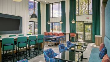 Free daily full breakfast