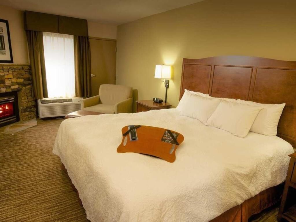 In-room safe, iron/ironing board, free WiFi, bed sheets