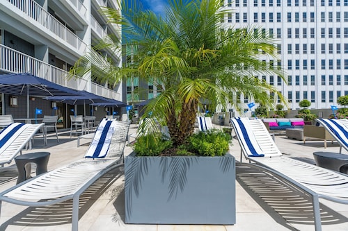 Holiday Inn New Orleans - Downtown Superdome by IHG