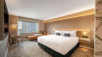 Premium bedding, in-room safe, desk, laptop workspace