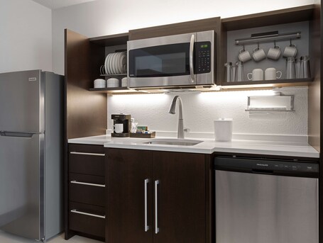 Home2 Suites by Hilton Indianapolis Keystone Crossing - Image 3