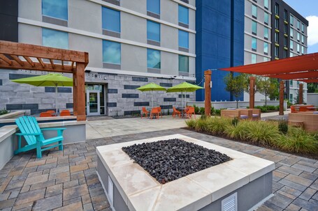 Home2 Suites by Hilton Indianapolis Keystone Crossing - Image 9