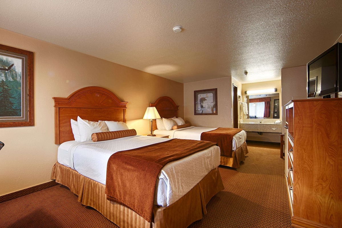 Pillow-top beds, in-room safe, desk, iron/ironing board