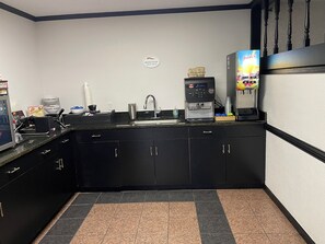 Free daily continental breakfast
