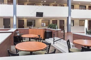 Desayuno completo incluido todos los días 