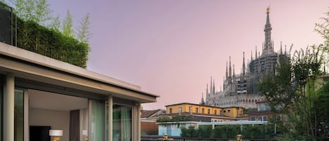 Duomo Terrace Penthouse One Bedroom | 2 bedrooms, premium bedding, minibar, in-room safe
