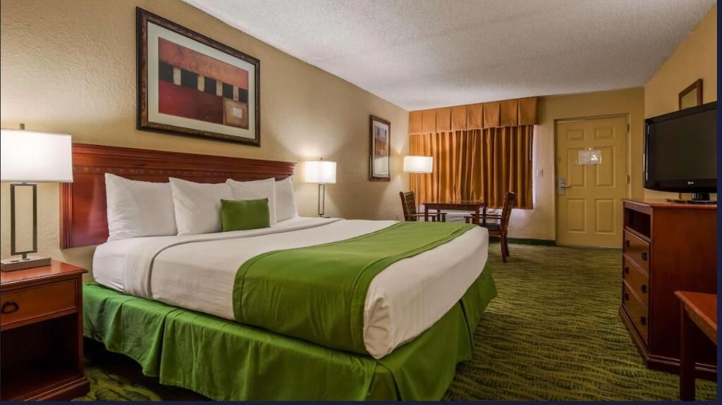 In-room safe, desk, blackout drapes, iron/ironing board