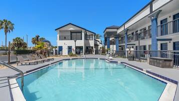 Outdoor pool, open 8:00 AM to 7:00 PM, pool umbrellas, pool loungers