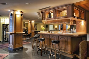 Bar phục vụ piano