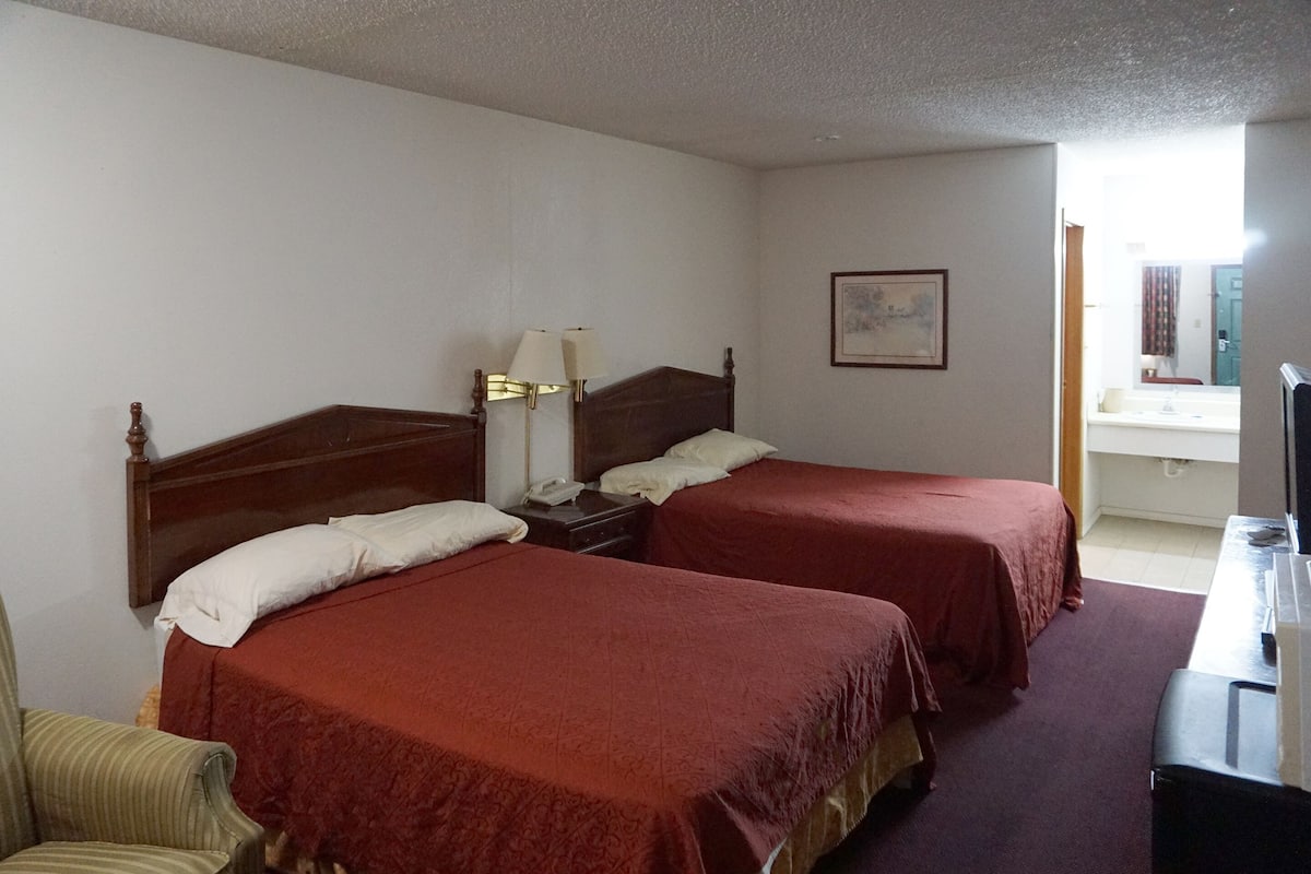 Desk, WiFi (free), alarm clocks, bed sheets