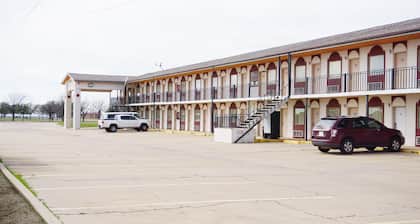 OYO Hotel Altus N Main St