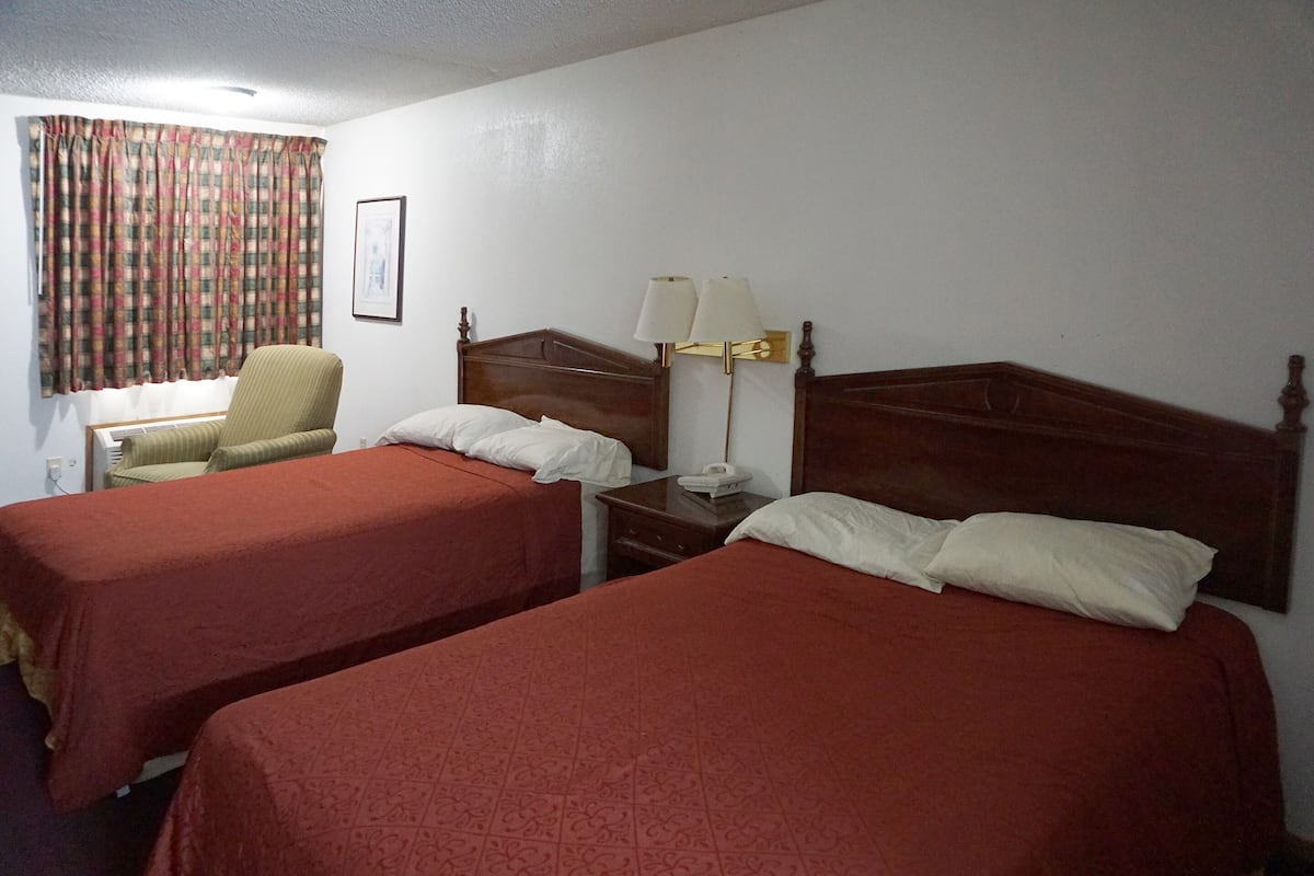 Desk, WiFi (free), alarm clocks, bed sheets