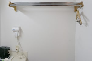 Free toiletries, towels