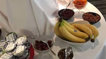 Petit déjeuner buffet servi tous les jours en supplément