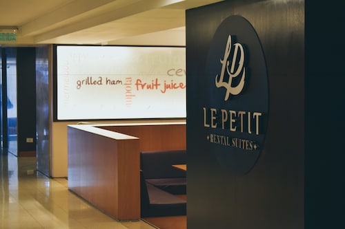 CH Le Petit Suites