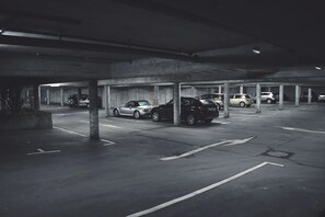 Self-parking (surcharge) 45 per night