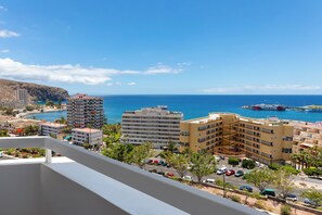 Junior Suite Skyline Front Ocean View | 1 chambre, bureau, rideaux occultants, Wi-Fi gratuit